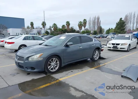 2010 Nissan Maxima 3.5 S z USA, uszkodzony, nr VIN 1N4AA5AP8AC827230